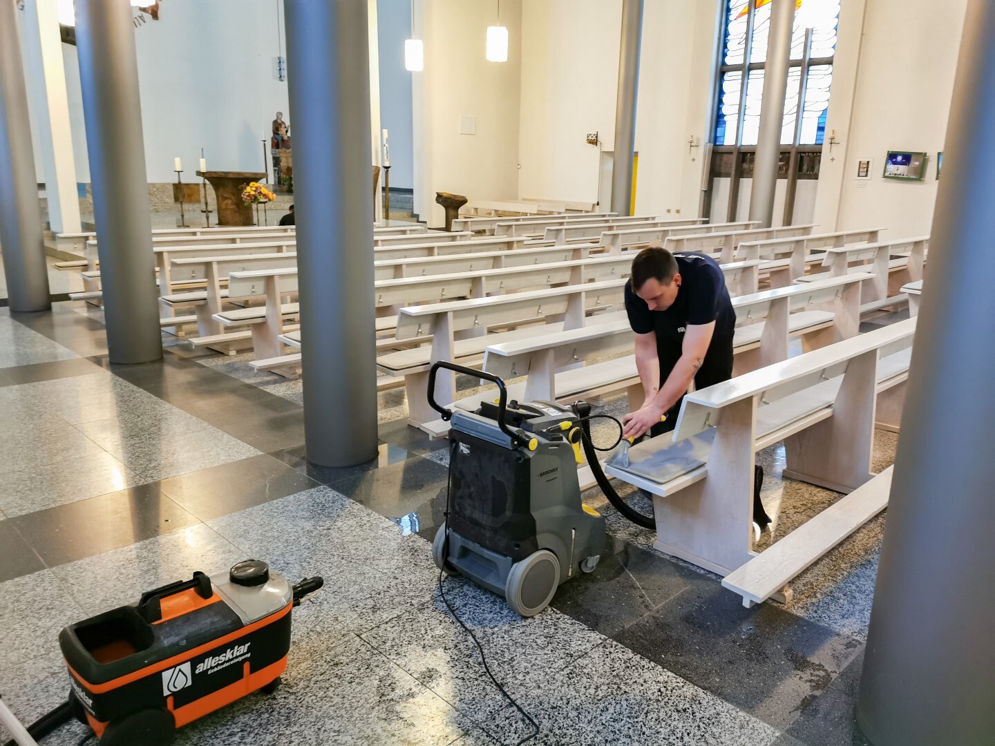 allesklar Gebaeudereinigung - Reinigungsservice - Dienstleistungen Frankfurt