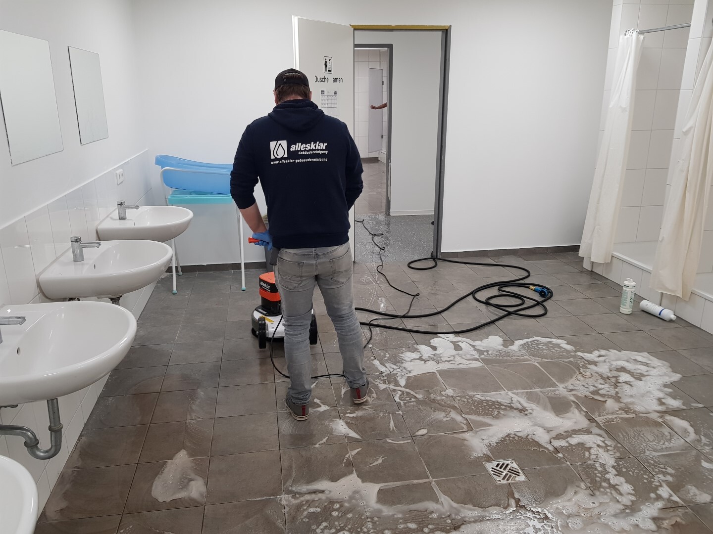 allesklar Gebaeudereinigung Bodengrundreinigung Bodenversiegelung Bodenreinigung Mannheim