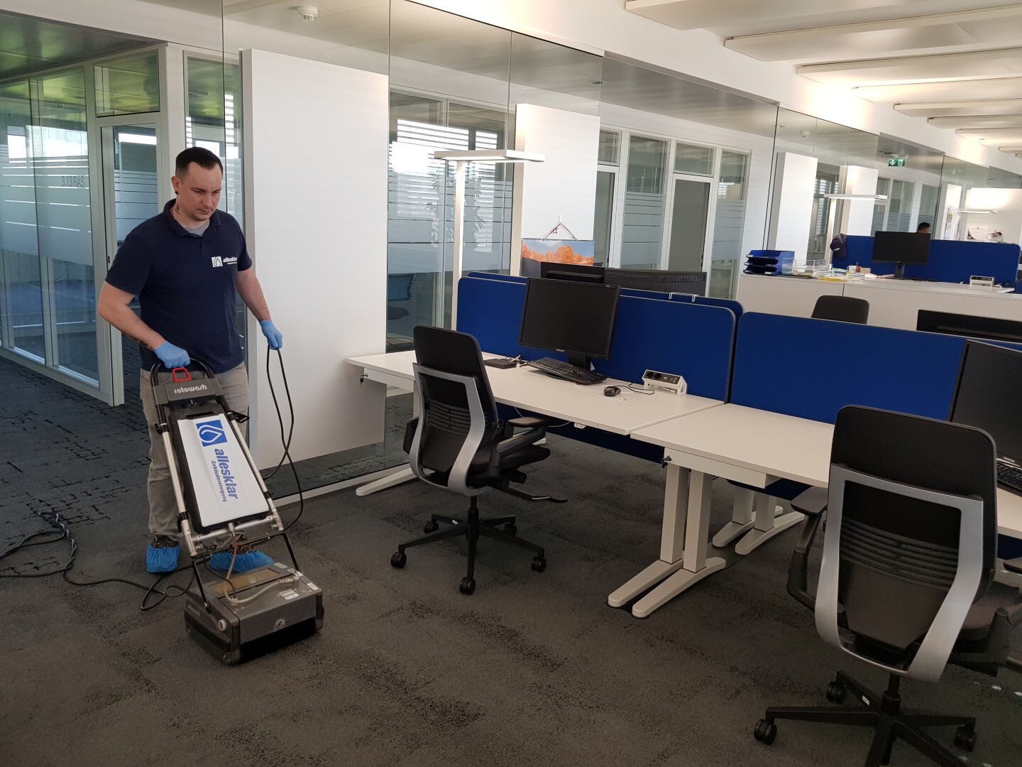 allesklar Gebaeudereinigung Teppichreinigung Teppichbodenreinigung Frankenthal